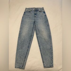 Mom jeans